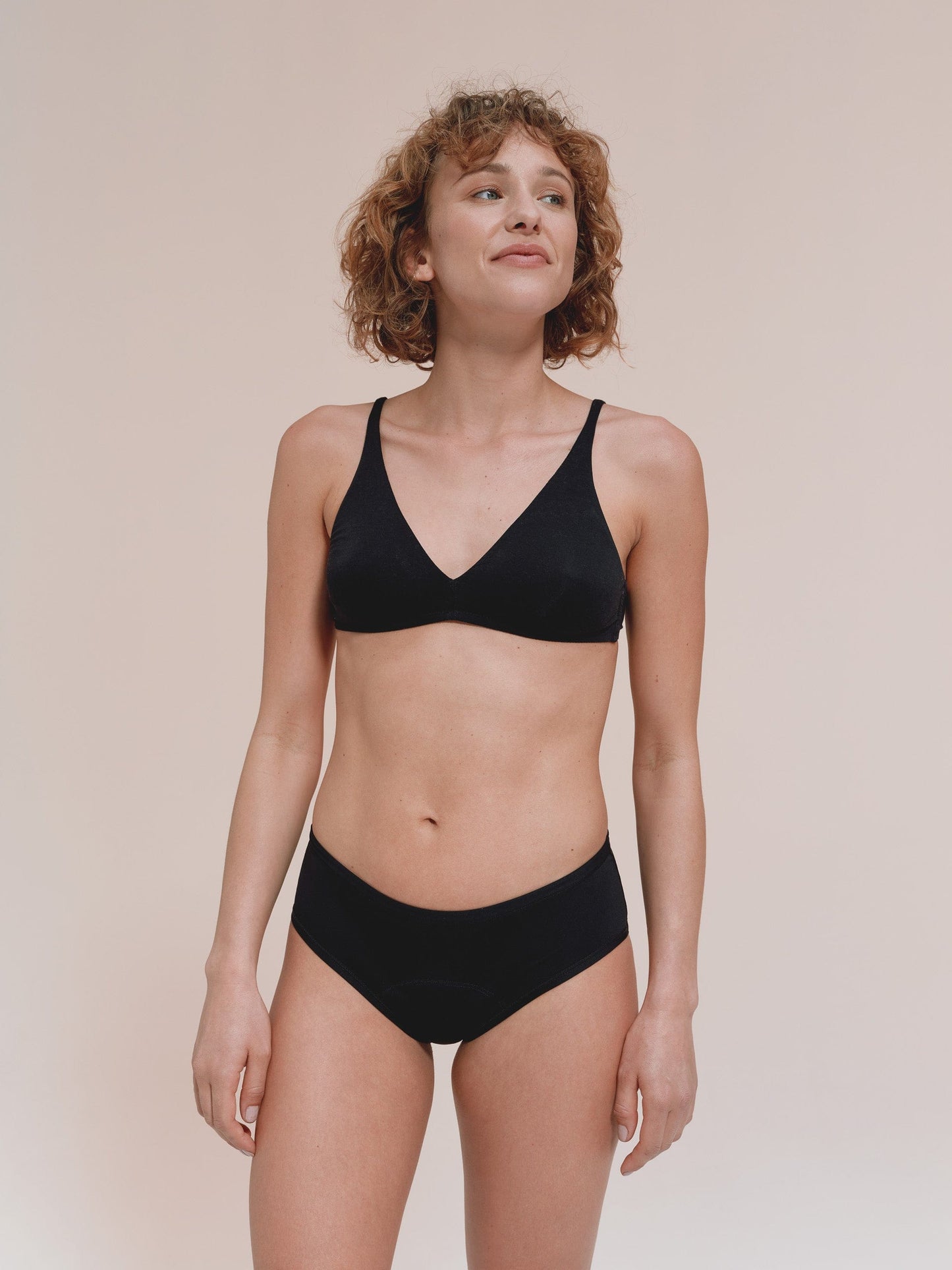 Classic - Recyklovaný nylon - Čierna