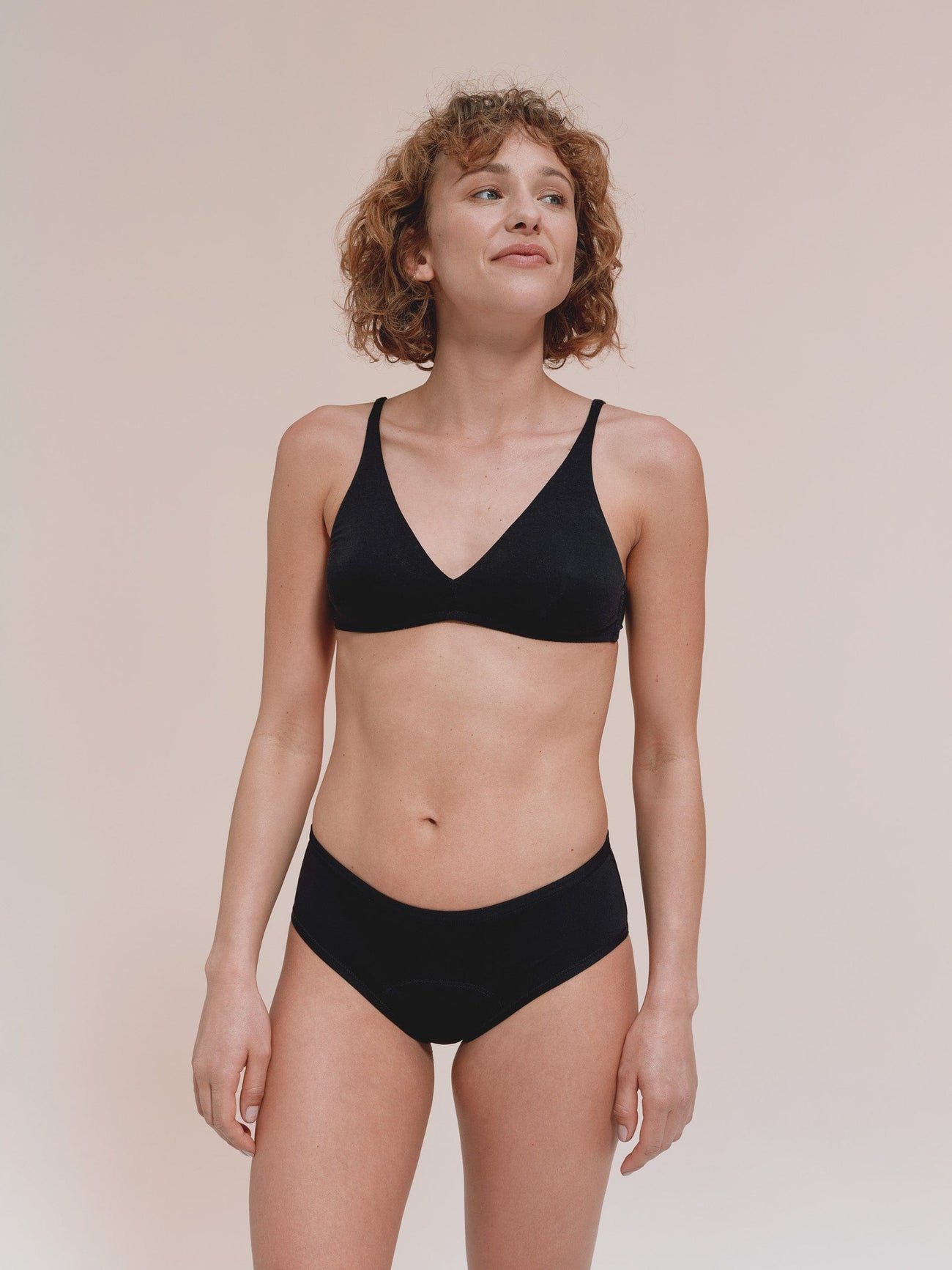 Classic - Recyklovaný nylon - Čierna