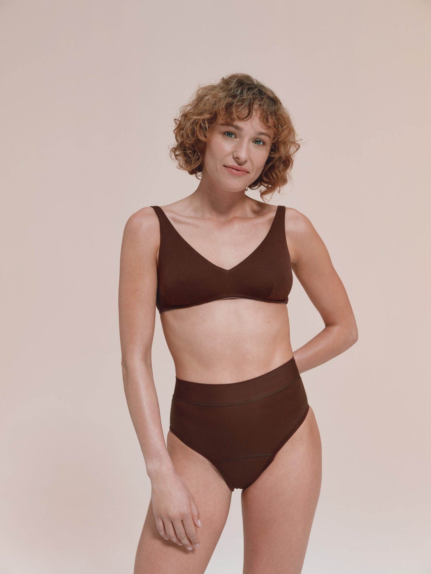 Hugger - Recyklovaný nylon - Hnedá