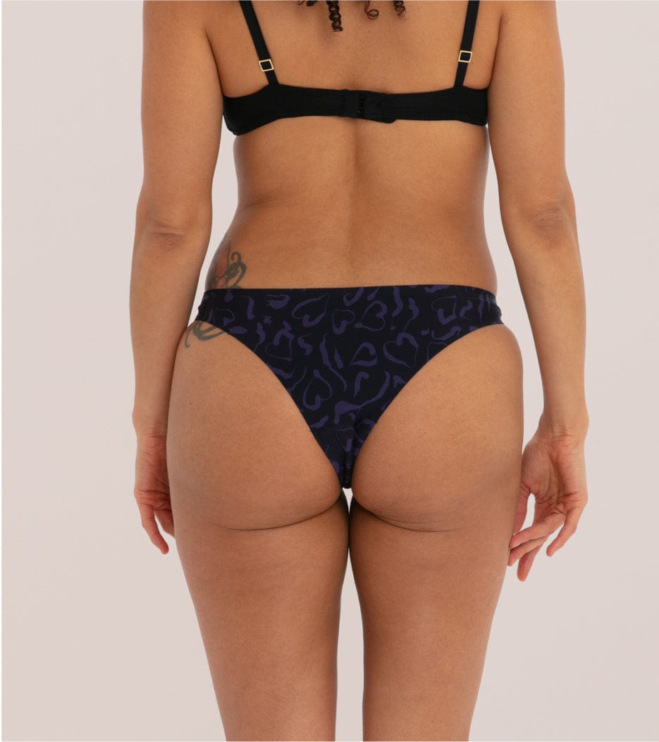 Invisible Brazilian - Recyklovaný nylon - Abstraktná fialová