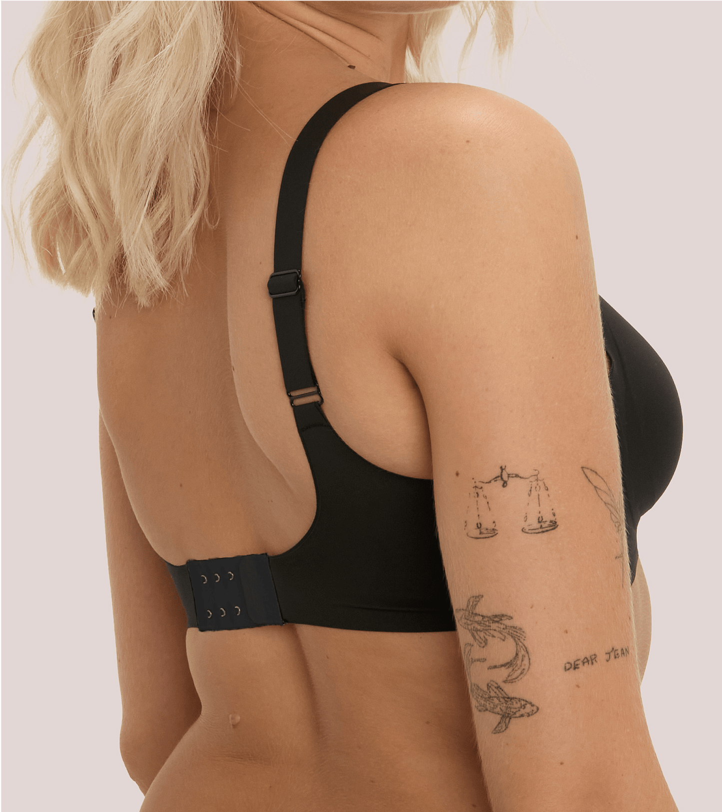 SoftSculpt - Invisible - Podprsenka - Čierna